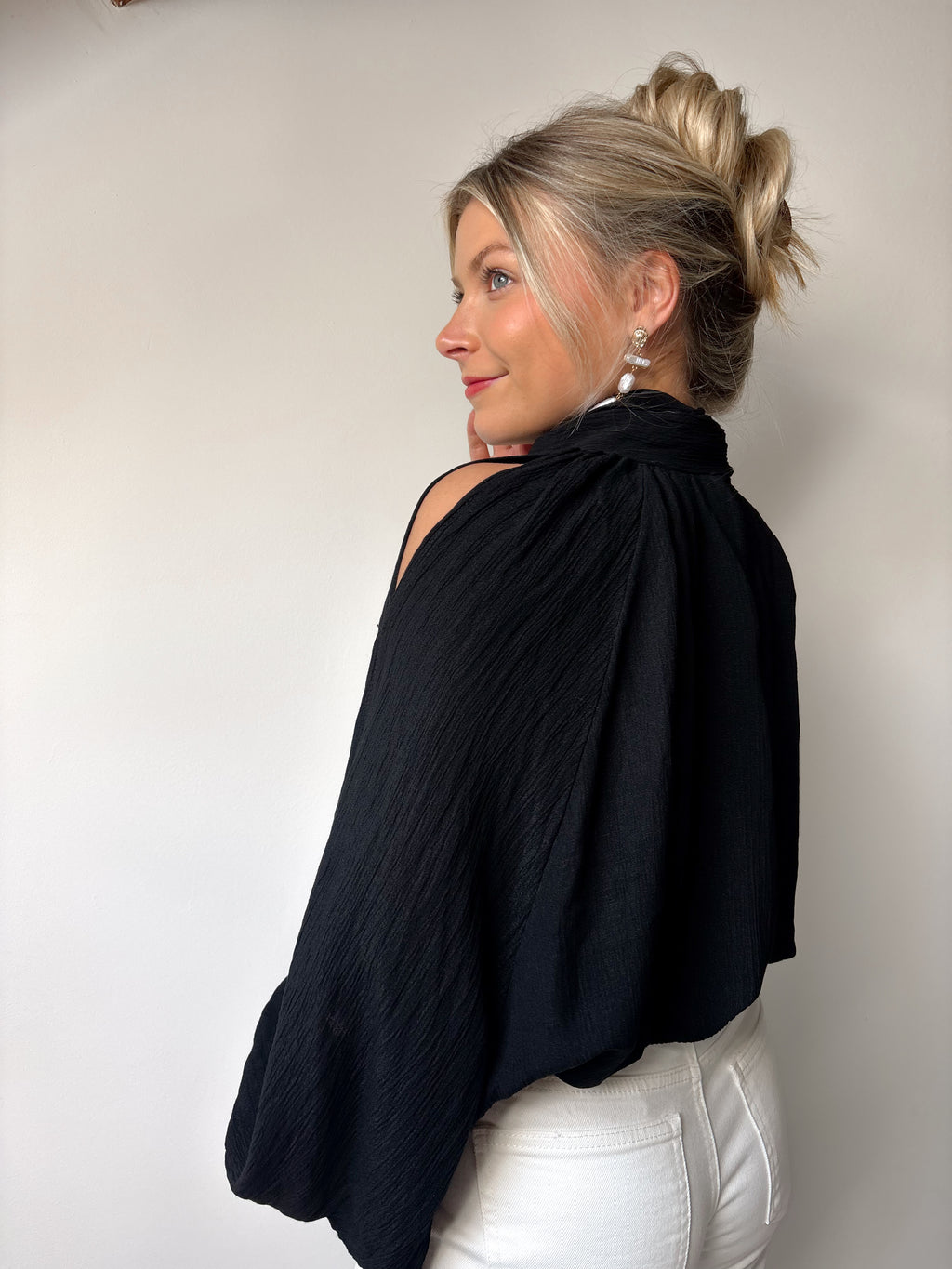 Bella Blouse black
