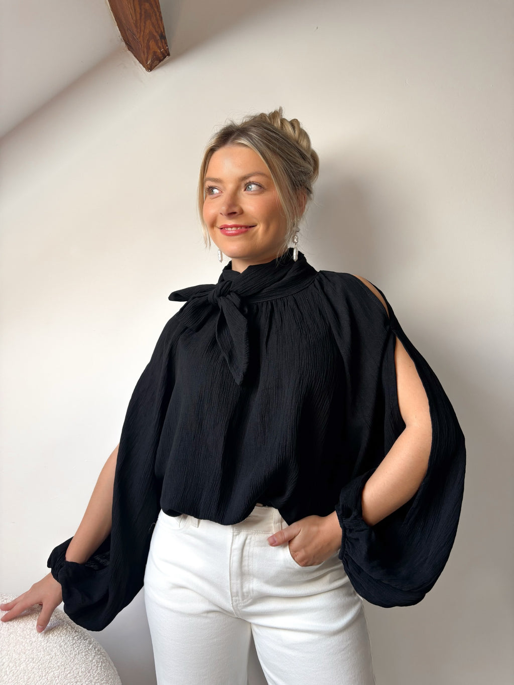 Bella Blouse black