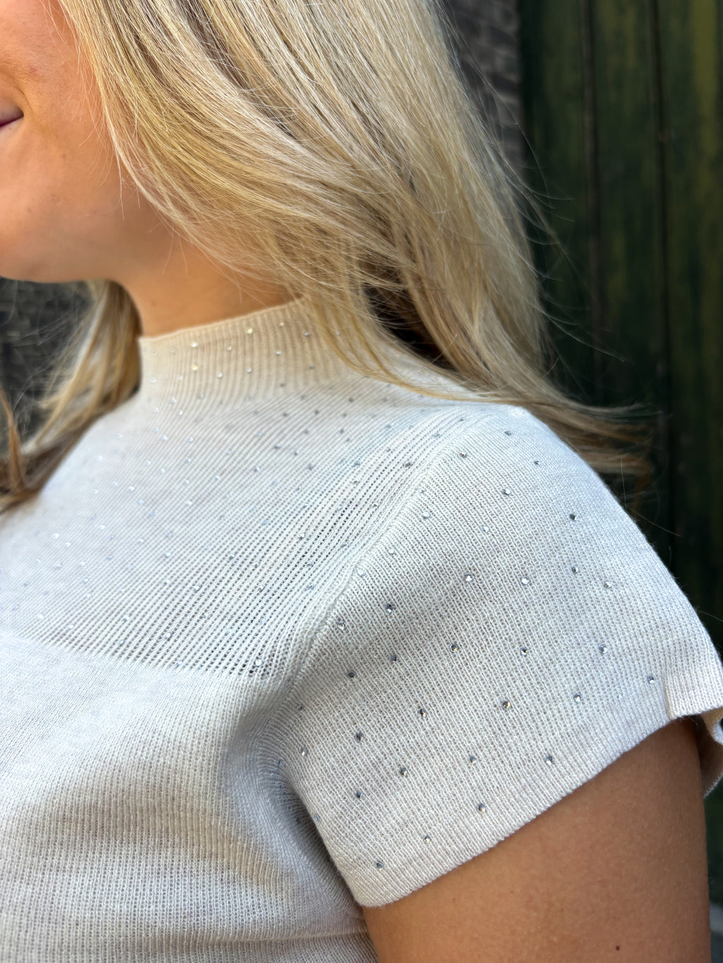 Glow top
